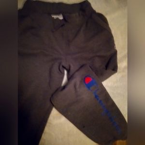 Champion women's joggers size m